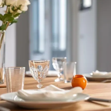 Apartment Stunning Family Tours